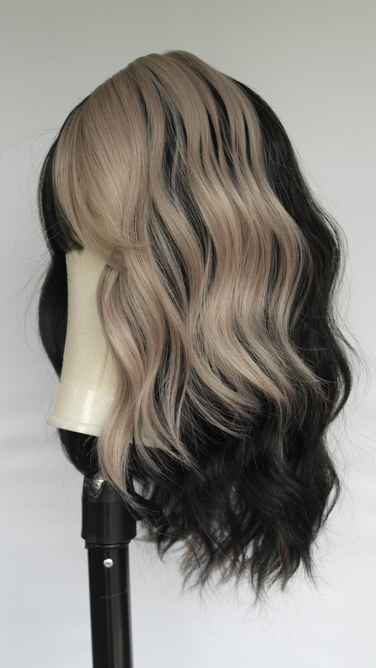 NZ Wigs Midnight Black with Silver Grey Color blocking. 

Shaggy 90s cut